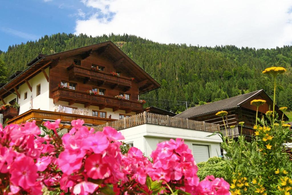 Pension Gatterer Maria Luggau Exterior photo